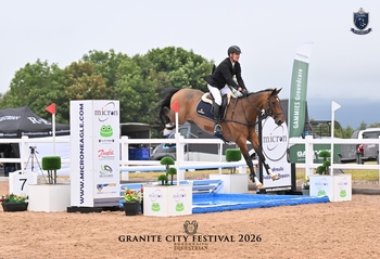 Douglas Edward and Golden Boy De Jarsay Strike Gold at Bogenraith Redpost Foxhunter Second Round 